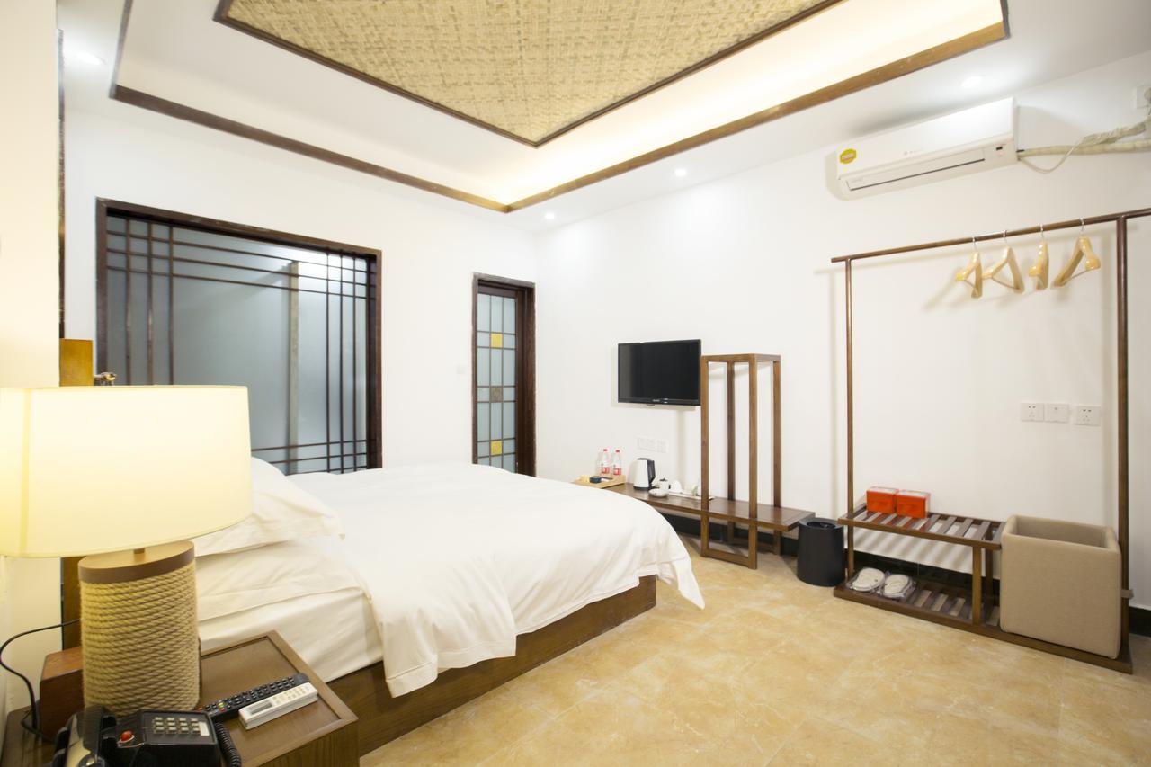 Fenghuang Poshan Inn Exterior foto